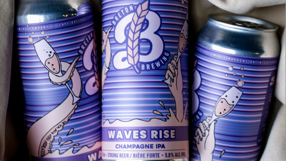 New Beer Alert:  Waves Rise is back!